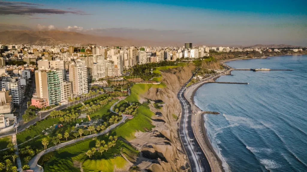 Departamentos en Planos cerca a parques en Miraflores