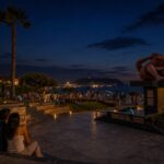 Parque del amor Miraflores, de noche