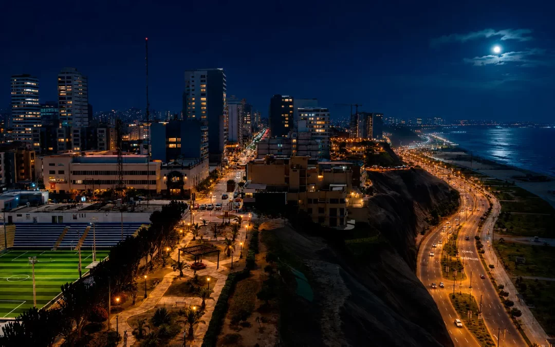 Vista dron del Magdalena del mar en Lima moderna